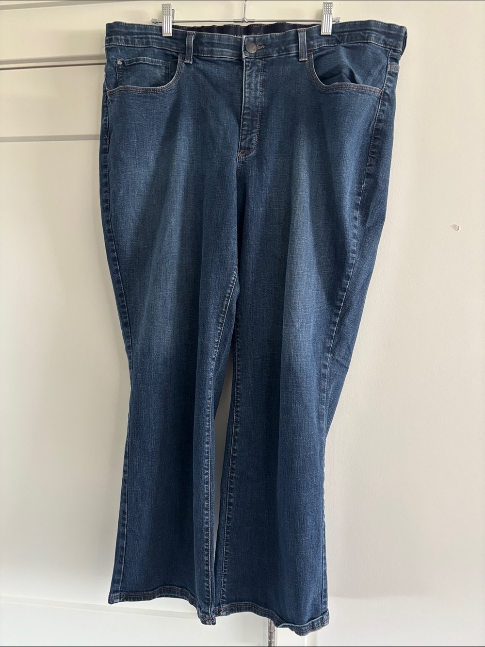 Lee "Sinfully Soft" Women's Jeans.